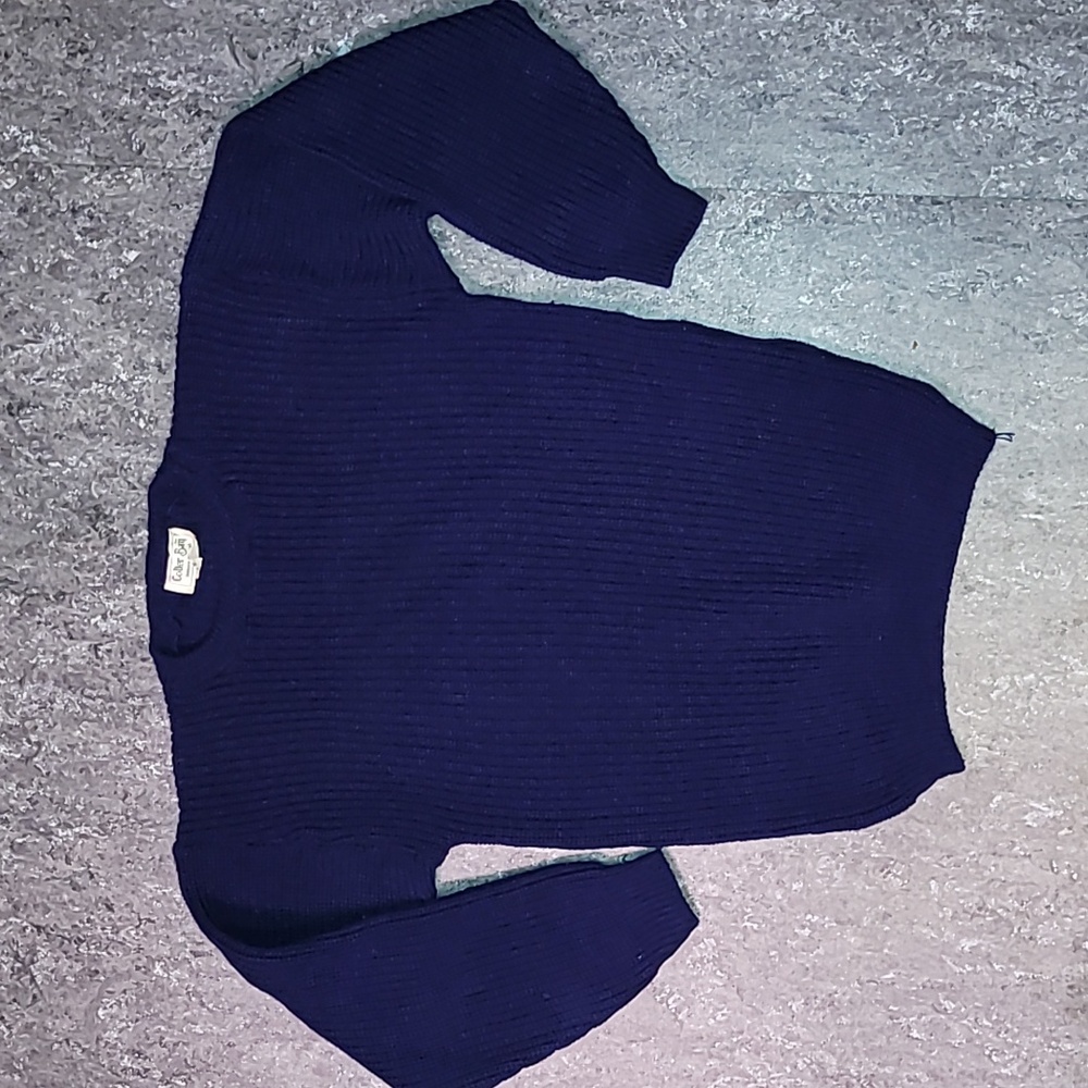Vintage. Made in USA. Colter Bay International. 💯 Acrylic. Crewneck. Women's M